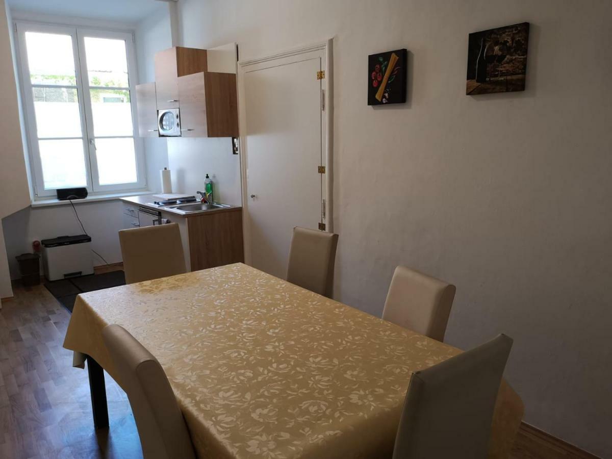 Lilian City Center Studio Грац Экстерьер фото